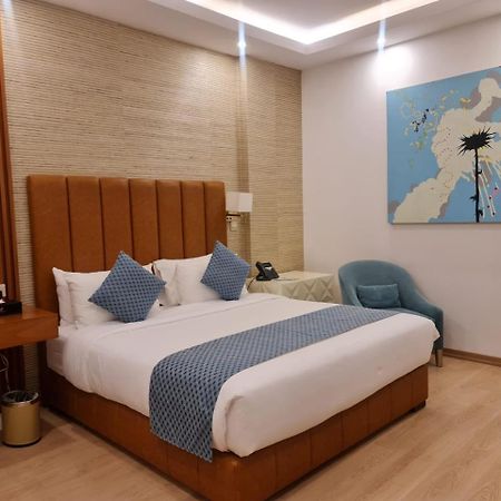 Sarwat Park Hotel Riyadh - Diplomatic Quarter מראה חיצוני תמונה